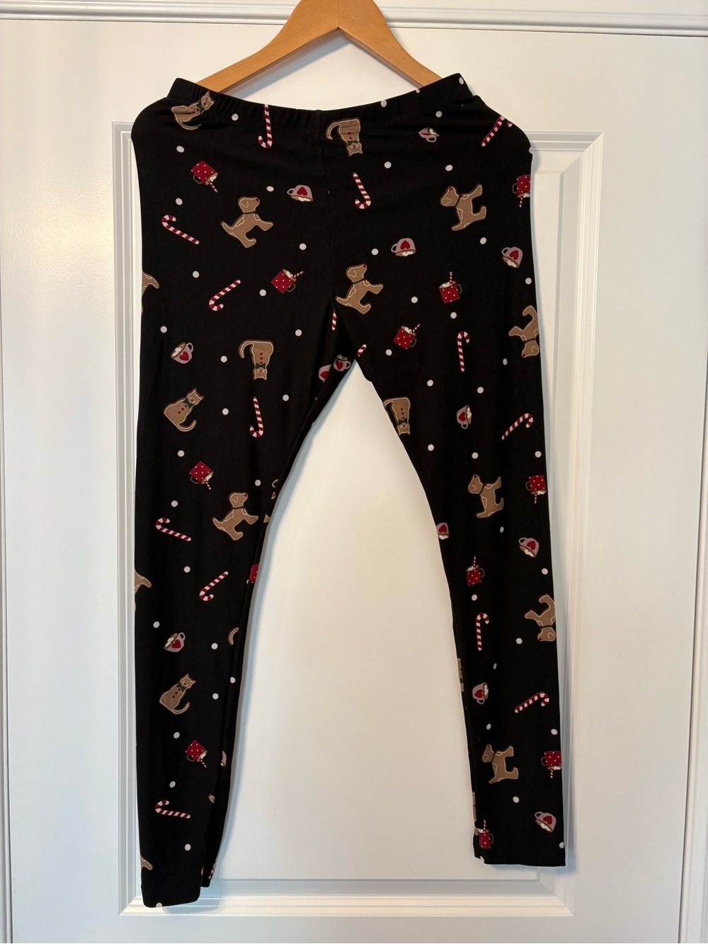 Wind River Black Holiday Gingerbread Print Leggings